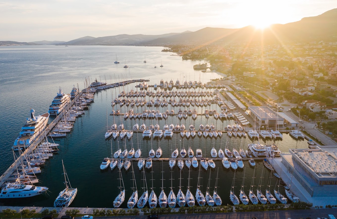 marina kastela taxi transfers