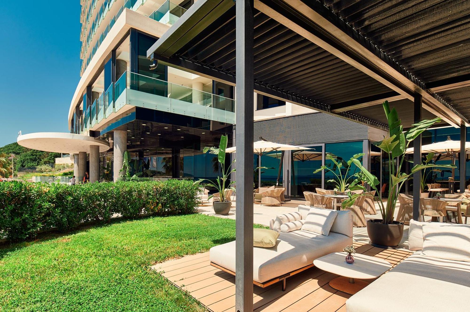 airport Split taxi transfer hotel amphora Split