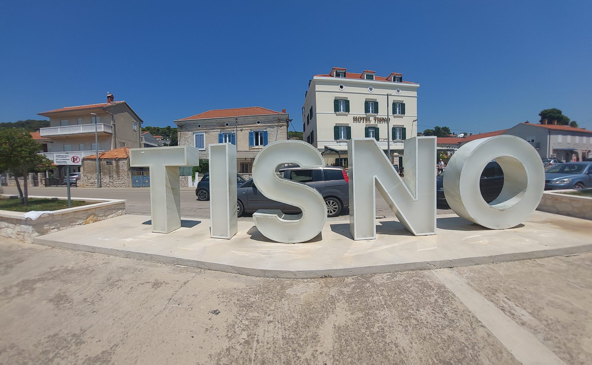 transfer tisno airport split taxi